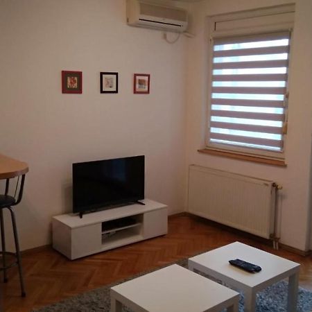 Jovana'S Apartment Novi Sad Eksteriør billede